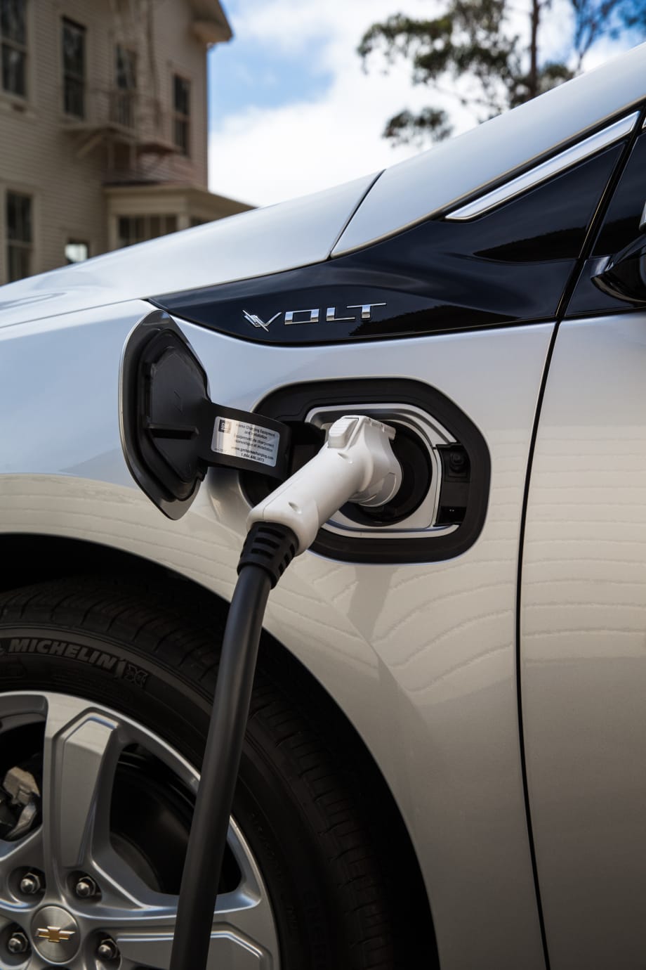 Consumer Reports: More States Hitting Electric Vehicle Owners with High Fees 