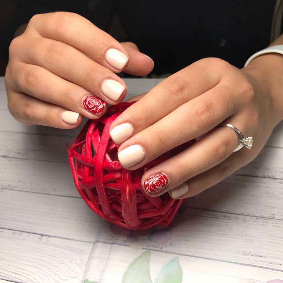 Day 194: Rose Accent Nail Art