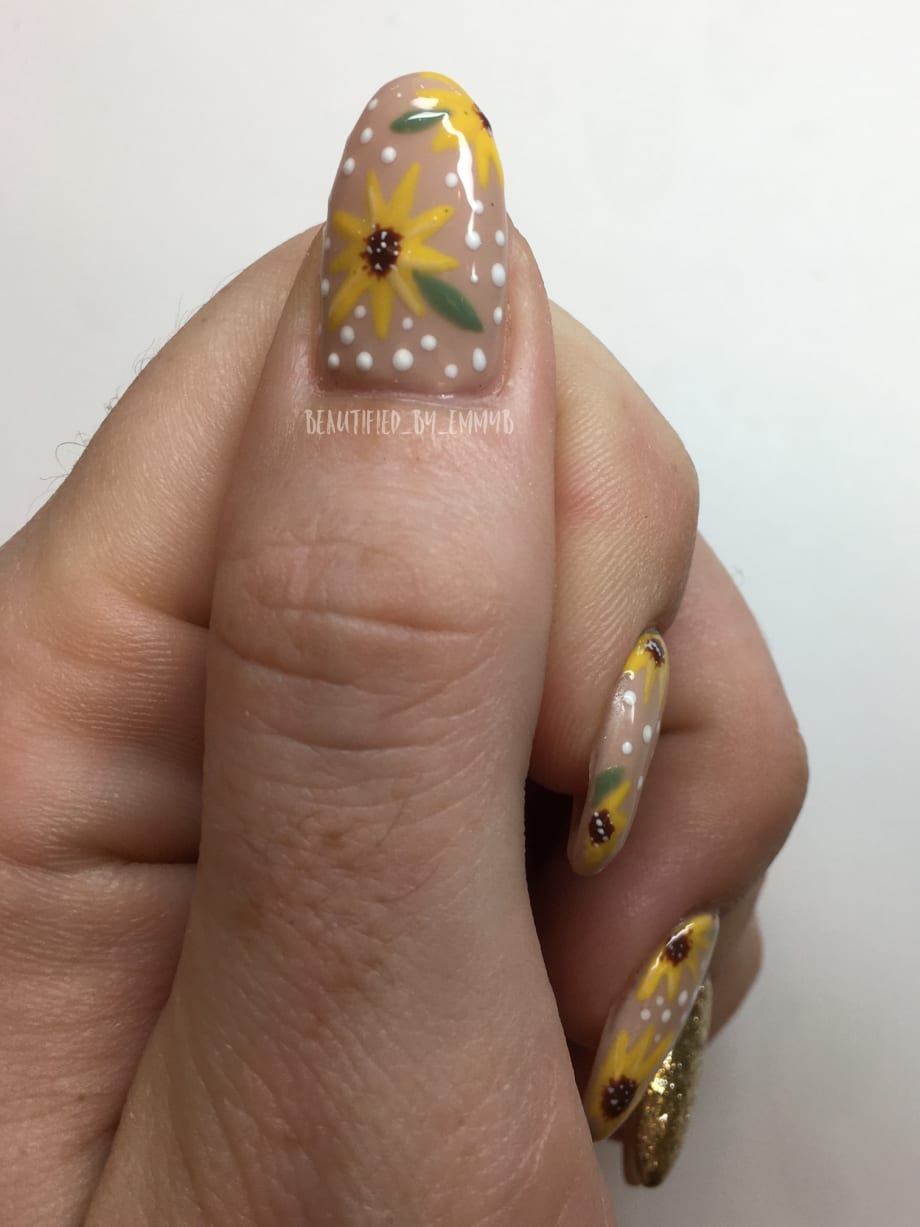 Day 321: Sunflowers and Vines Nail Art