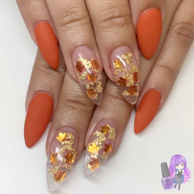 Day 323: Gold Leaves Nail Art