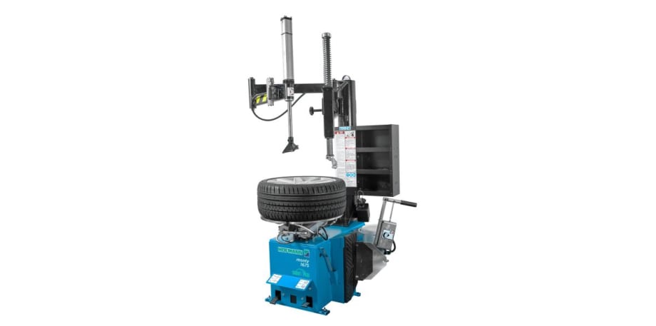 Monty 1675 Swing Arm Speeds Up Tire Changes