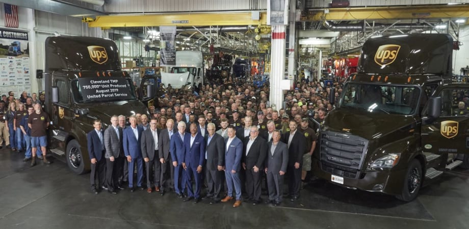 750,000th Vehicle Built at Daimler Trucks Facility