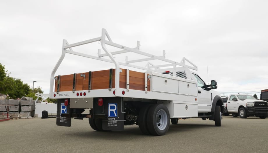 Spartan Acquires Royal Truck Body