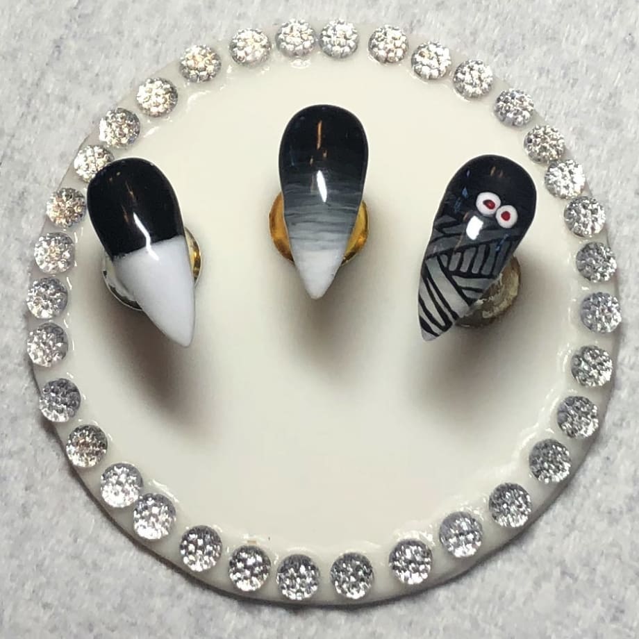 Spooky (but cute) Mummy and Vampire Nail Art for Halloween