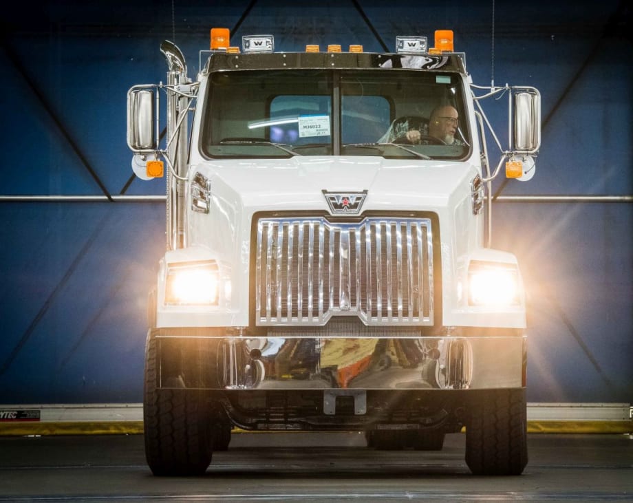 Western Star Produces 200,000th Truck