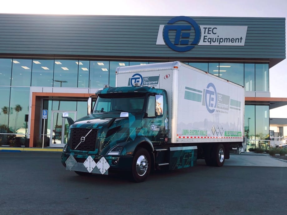 Volvo Trucks Deploys First Pilot All-Electric VNR Truck 