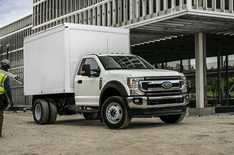Lightning Systems Launches All-Electric Ford F-550 