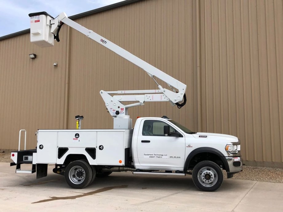 Aerial Lift Trucks Recalled for Possible Platform Collapse