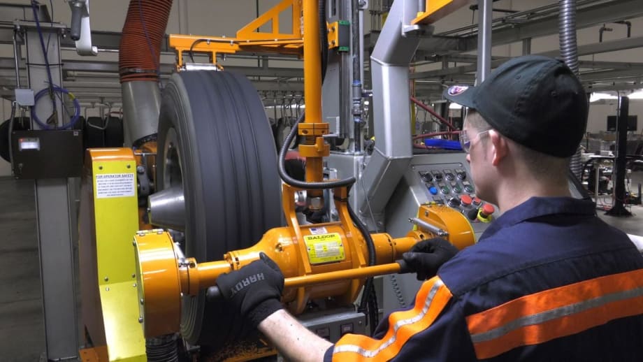 Last-Mile's Growing Impact on Retread Tires