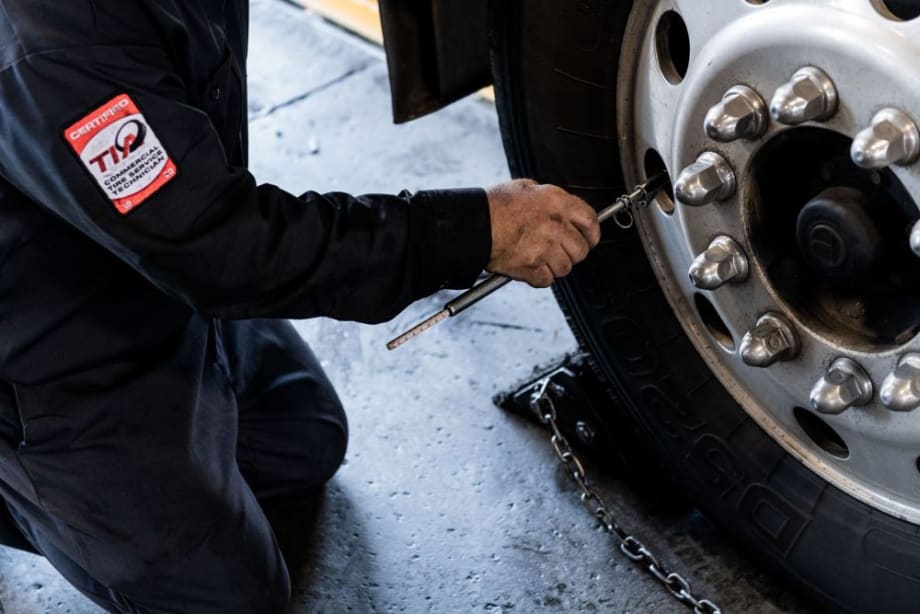 Top 13 Truck Tire Service & Maintenance Tips