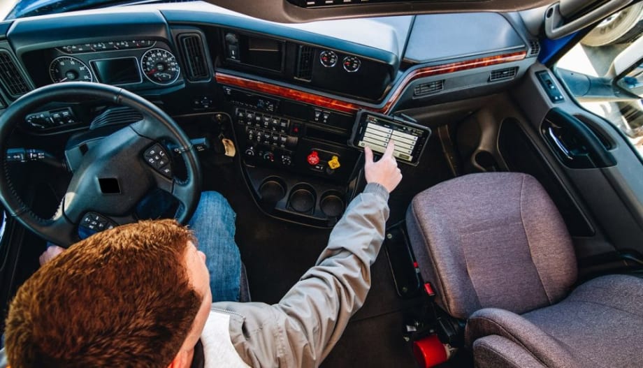 Werner Partners with Platform Science on Driver Tech