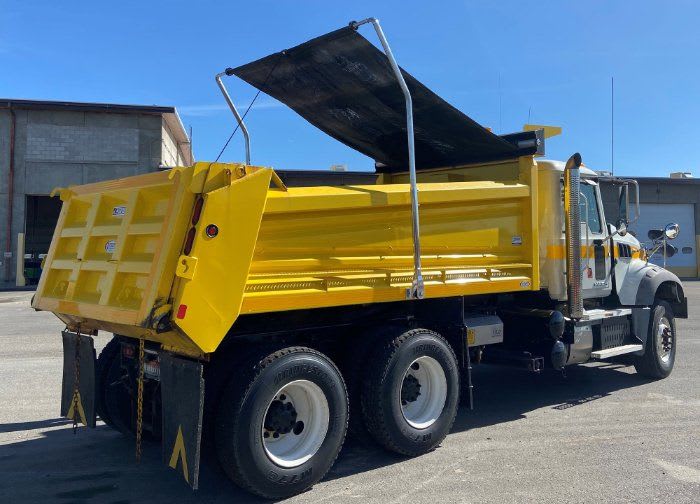 Safe-T-Lift Helps Pull Truck Tarps into Place