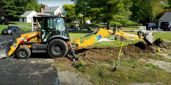 Case Delivers Electric Backhoe Loaders to Utilities in New York