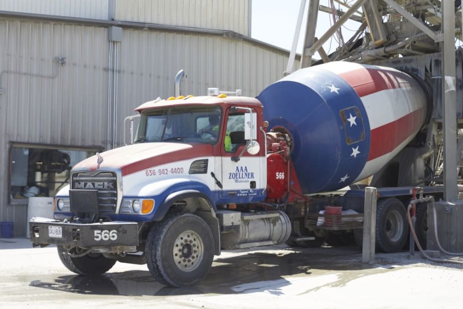 Mack RoadLife 2.0: AAA Zoellner Materials