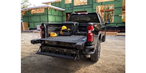 2022 Chevrolet Silverado HD Offers Multi-Flex Tailgate