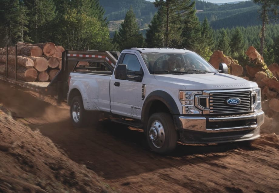 Ford Recalls Super Duty F-350/F-450 for Cracked Bracket
