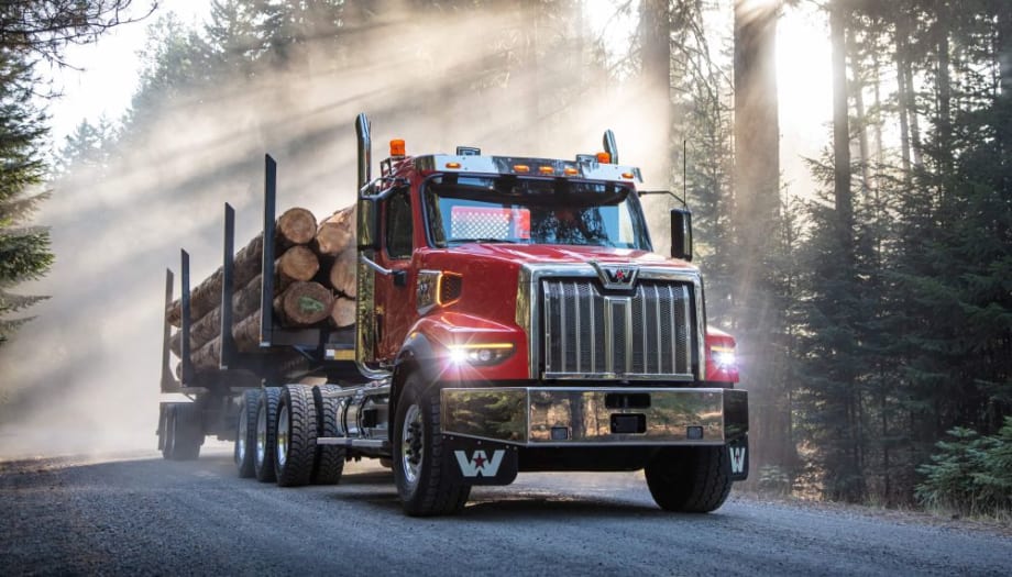 Freightliner, Western Star Trucks Recalled for Engine Stall Concerns