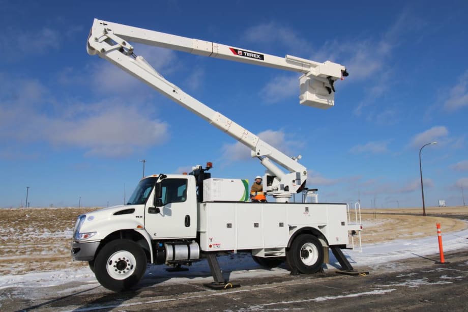 Terex Utilities Evolves Hybrid Solutions for Aerial Devices, Digger Derricks