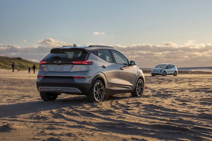 GM's Refreshed 2022 Bolt EV Includes New SUV Variant