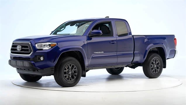 2022 Toyota Tacoma Struggles in Passenger-Side Crash Test