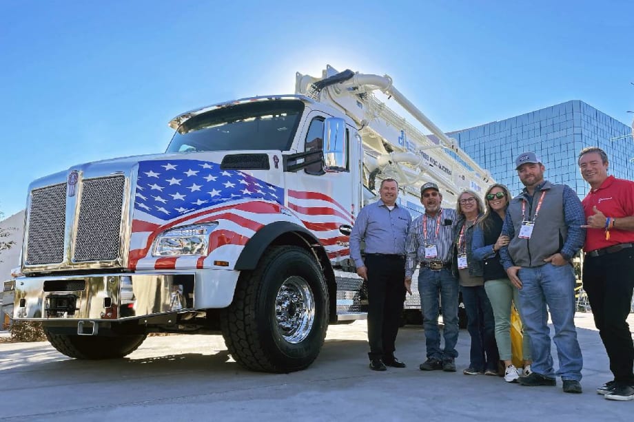 Kenworth T880 Produces $540K Donation for Scholarships