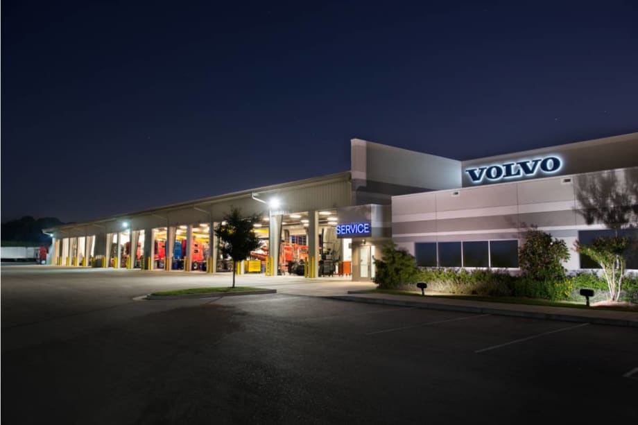 Nacarato Truck Centers Becomes Volvo Certified EV Dealer