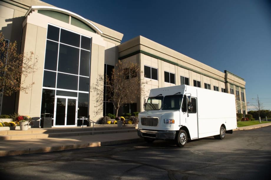 Allison Transmission, Freightliner Collaborate on Walk-In Van Program