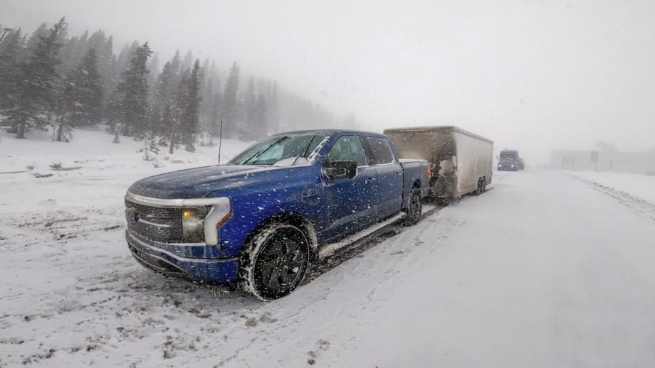 Ford F-150 Lightning Tows 10,000 Pounds in Heat & Cold