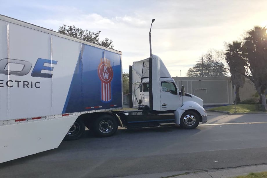 4 Gen Logistics Orders 20 Kenworth T680E EVs