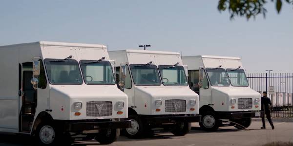 Xos Delivers 15 EV Stepvans to SoCal FedEx Service Providers