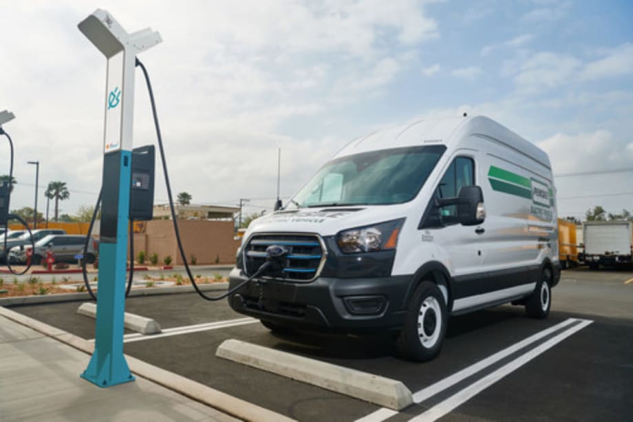 Penske, Shell Collaborate for Light-Duty EV Charging