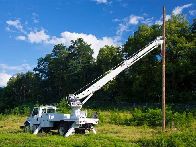 Altec Recalls E-Series, DH-H Series Digger Derricks