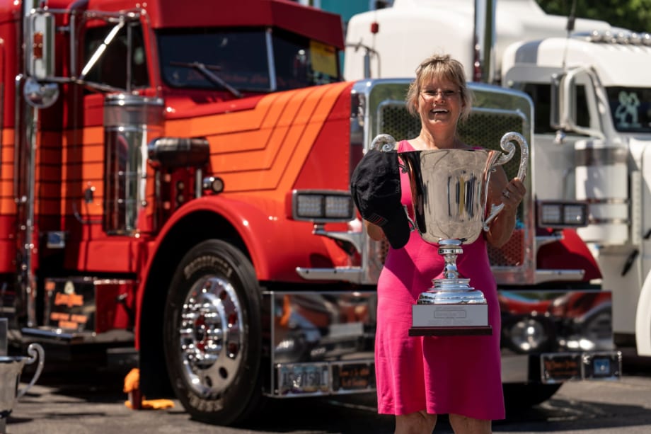 DeSantis Wins Best of Show at Shell Rotella SuperRigs