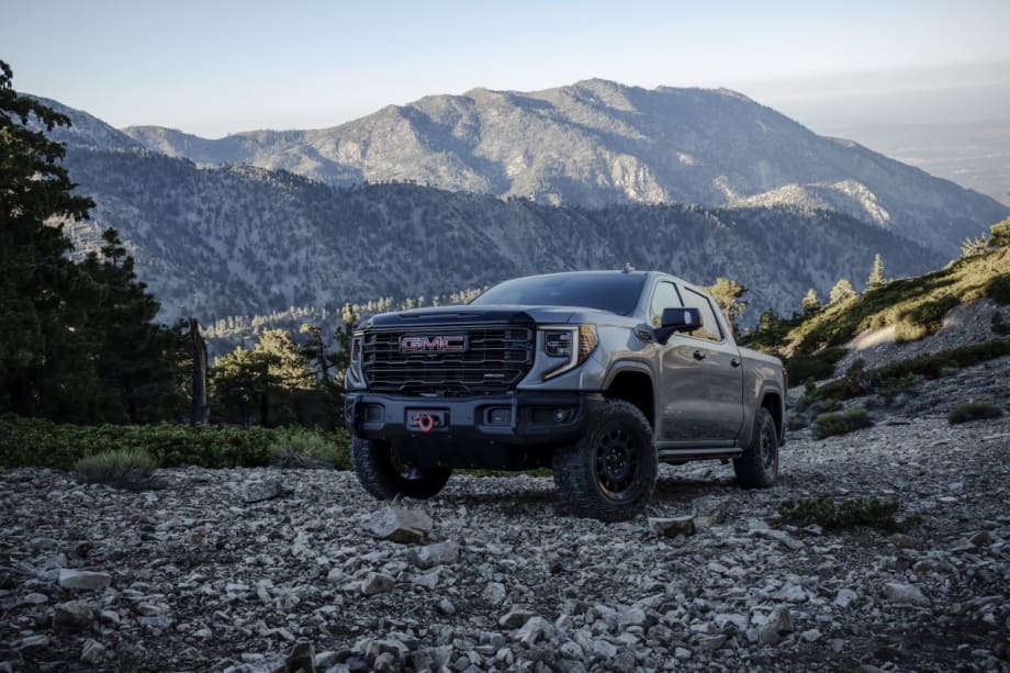 GMC Unleashes American Expedition Vehicle Edition