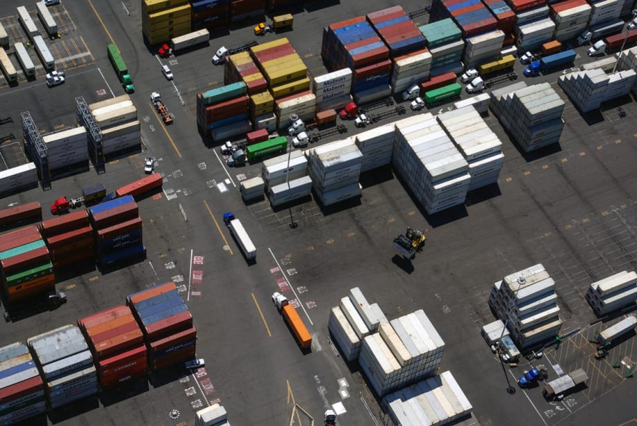 Truckers Protesting AB5 Close Down Port of Oakland