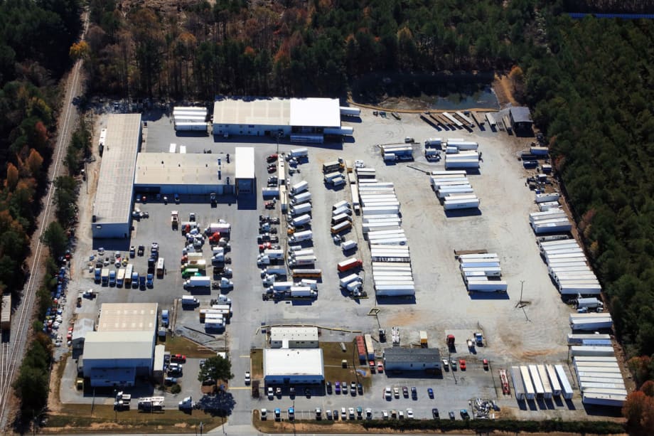 Epika Fleet Partners with CS Truck & Trailer
