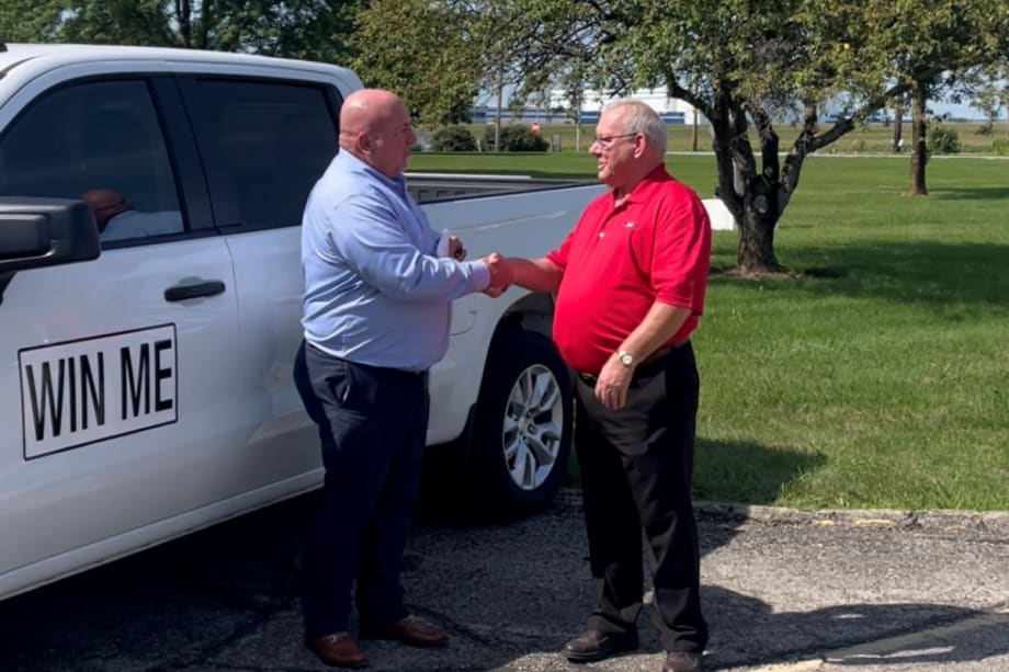FirstFleet Awards 2022 Chevrolet Silverado Pickup to Driver