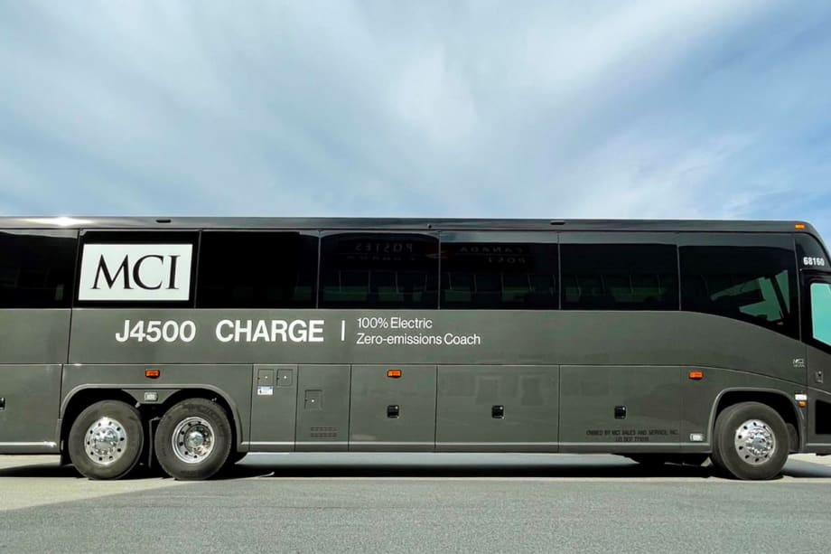 MCI Delivers First J4500 CHARGE