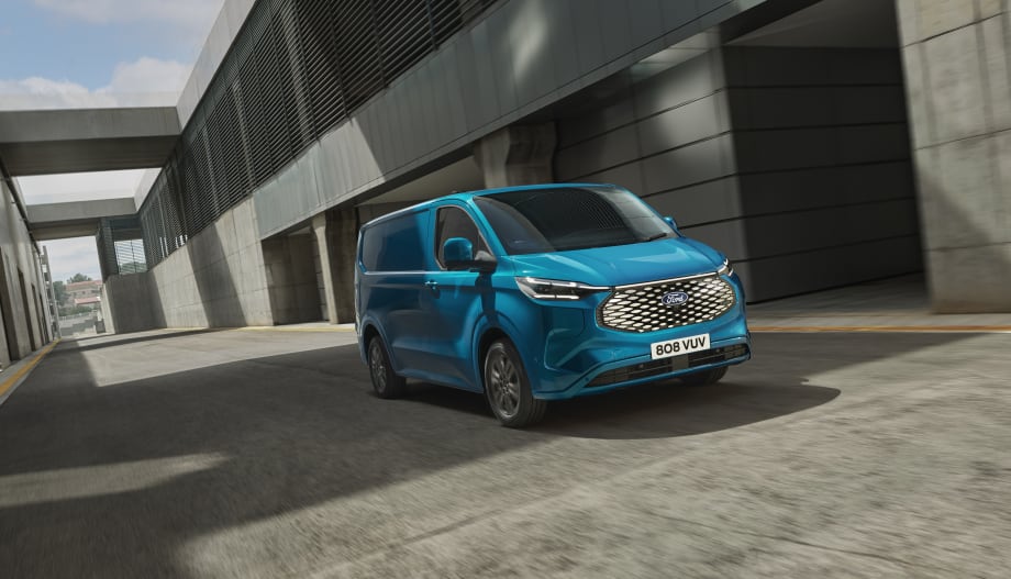 Ford Introduces the E-Transit Custom Electric Cargo Van in Europe