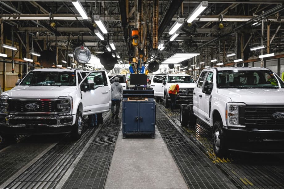Ford Now Shipping All Trims of 2023 F-Series Super Duty