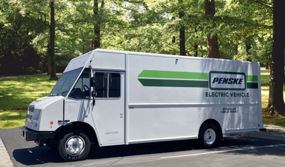 FCCC Delivers MT50e Vans to Penske Truck Leasing