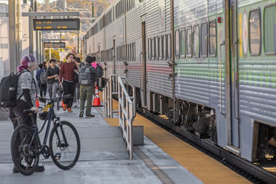 4 Factors That Will Shape the Transit Industry in 2023