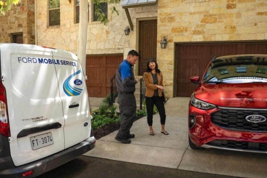Ford Expands Pickup & Delivery, Mobile Services