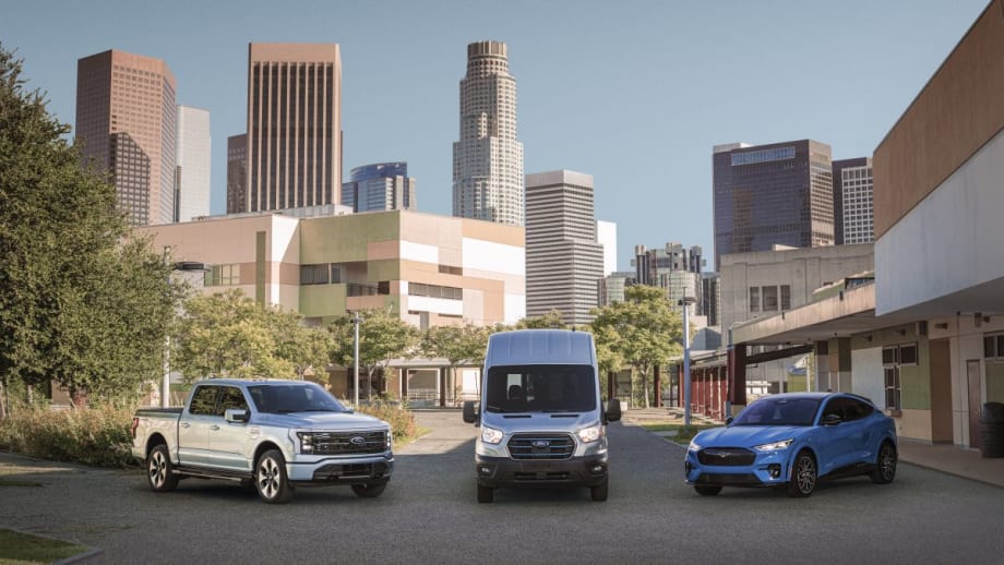 Ford Pro Helps Fleets Understand EV Tax Credits