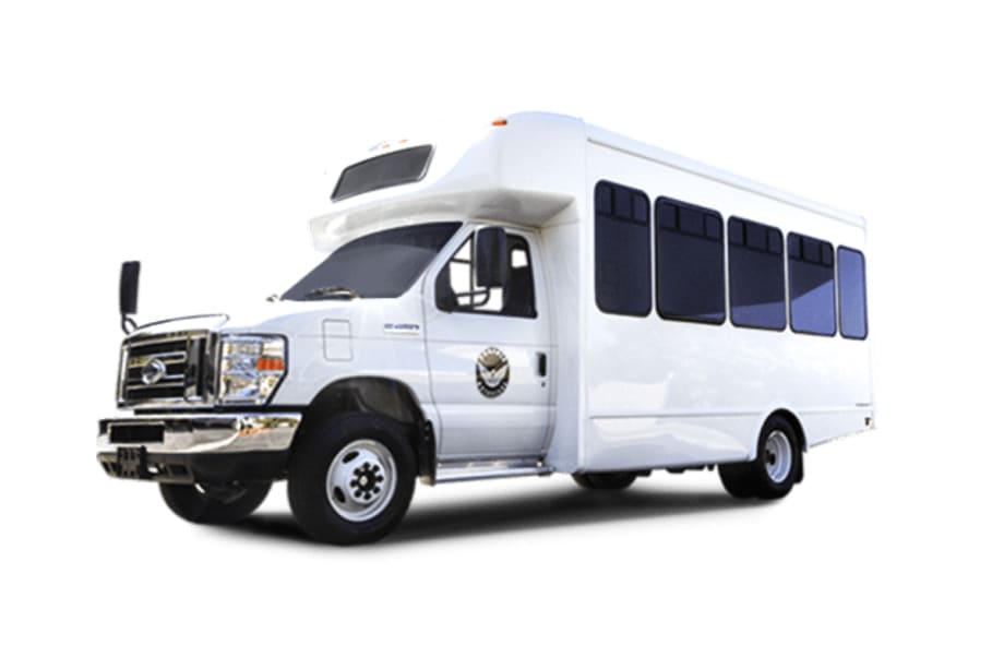Phoenix Delivers Electric Shuttle to Tennessee Tech