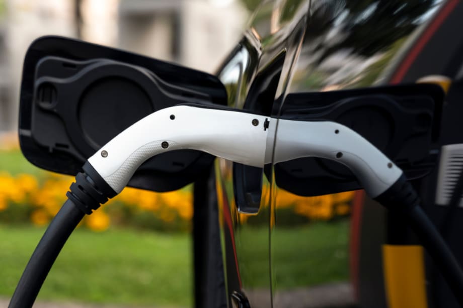 EV Charging at Home: Taxable Benefit or Work Tool?