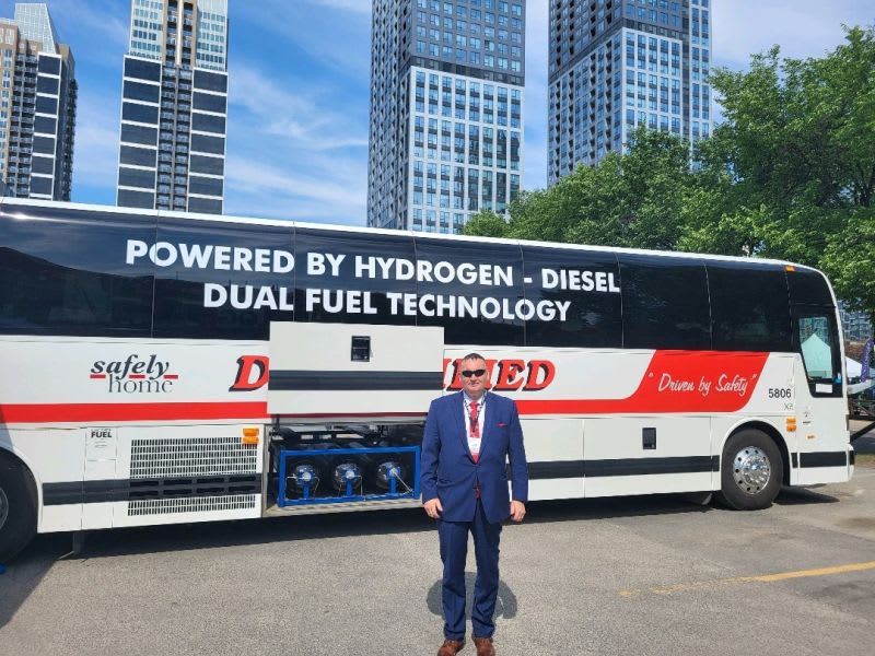 DTI Retrofits Motorcoach with Hydrogen Dual Fuel Technology