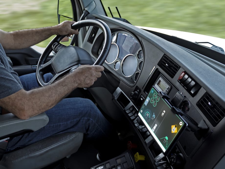 Eaton Partners with Traxen on iQ-Cruise 