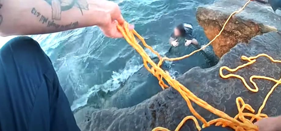 WI Officer Pulls Woman to Safety After She Jumps in Lake Michigan