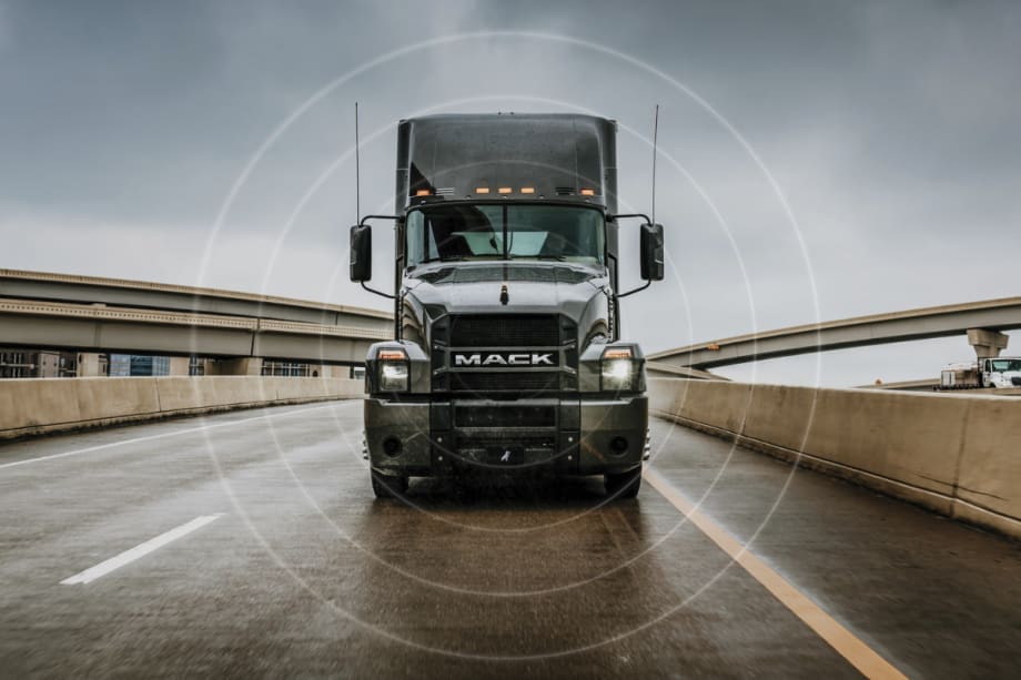 Mack Trucks Announces Fleet Management Portal